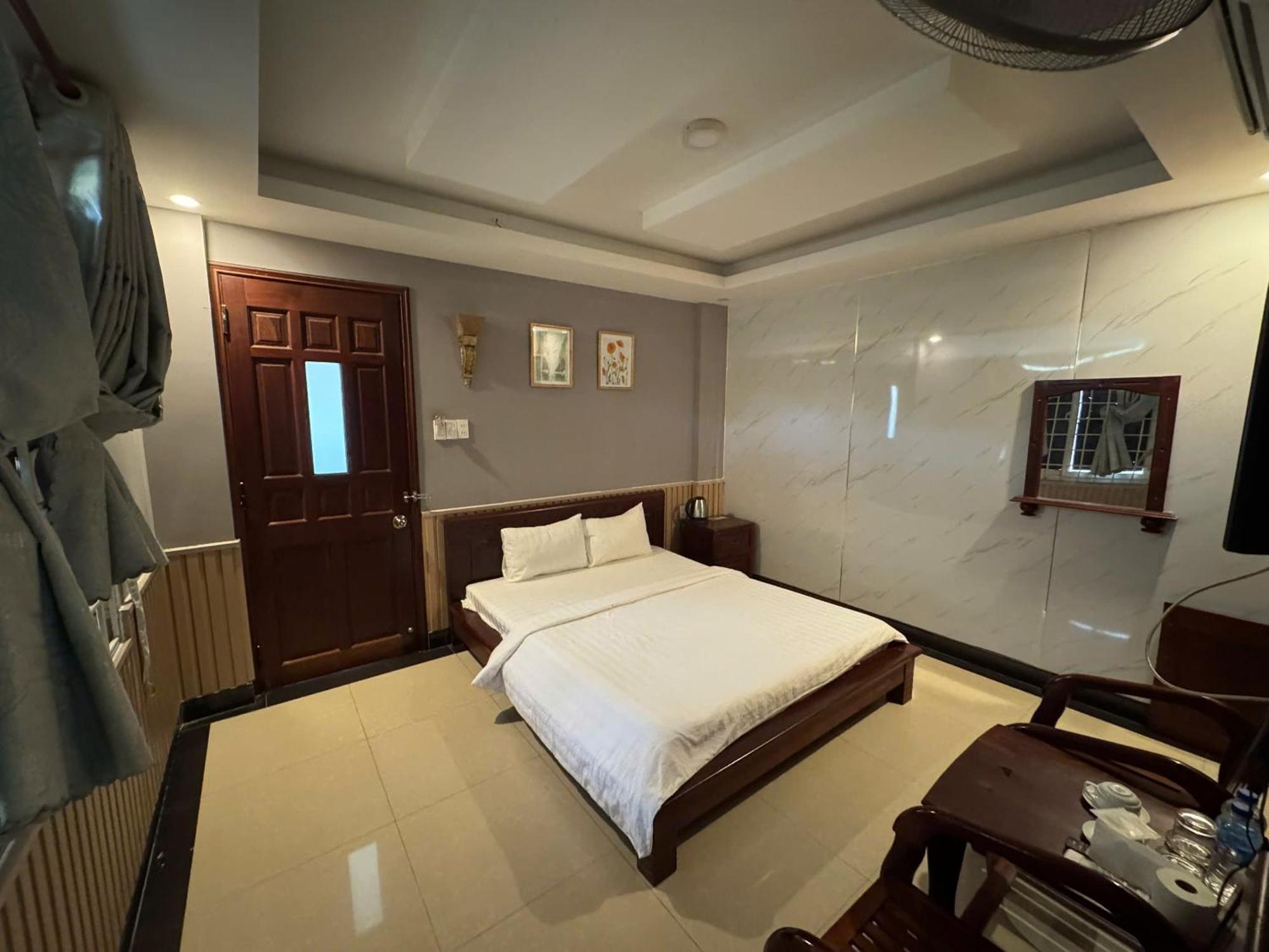 Thanh Thu 1 Hotel Tỉnh Kontum Екстериор снимка